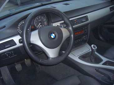 Фотоий: надувательство автомобили BMW - Série 3