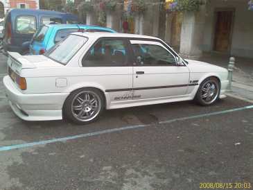 Фотоий: надувательство автомобили BMW - 318I