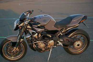 Фотоий: надувательство мотовелосипеды 27486 cc - MV AGUSTA