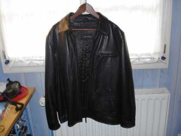 Фотоий: надувательство одежда люди - JAMIE PAGE - BLOUSON EN CUIR