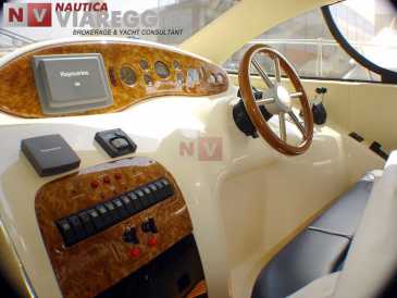 Фотоий: надувательство шлюпки AZIMUT - AZIMUT AZ 39