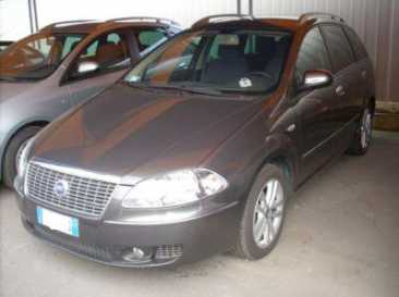 Фотоий: надувательство автомобили FIAT - Croma