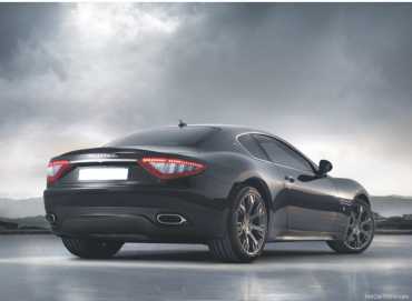 Фотоий: надувательство автомобили MASERATI - GRANTURISMO
