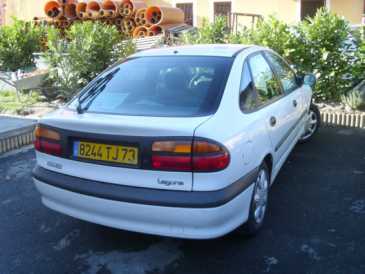 Фотоий: надувательство автомобили RENAULT - Laguna