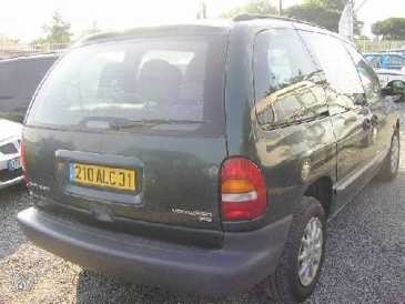 Фотоий: надувательство автомобили CHRYSLER - Voyager