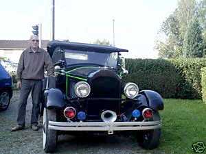 Фотоий: надувательство автомобили WILLYS - TOURING 66A