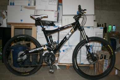 Фотоий: надувательство велосипеды COMMENCAL - META 5.2