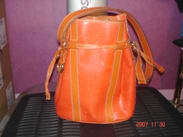 Фотоий: надувательство одежда женщины - LANCEL - SAC BOURSE DE LANCEL