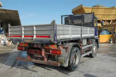 Фотоий: надувательство тележки и общие назначения IVECO - IVECO 150E