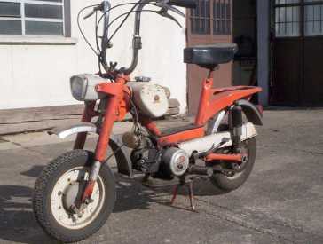 Фотоий: надувательство мотовелосипеды 50 cc - BENELLI