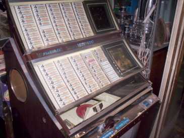 Фотоий: надувательство HIFI стерео/радиоий J CL 200 - JUKE BOX