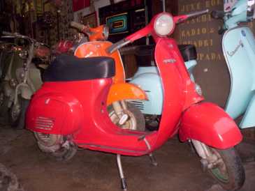 Фотоий: надувательство Scooters 50 cc - VESPA