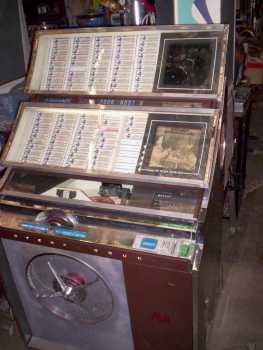 Фотоий: надувательство HIFI стерео/радиоий JUKE BOX - JUKE BOX