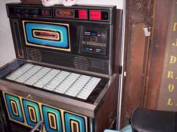 Фотоий: надувательство HIFI стерео/радиоий JUKE BOX - JUKE BOX