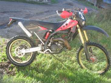 Фотоий: надувательство мотовелосипеды 50 cc - FANTIC