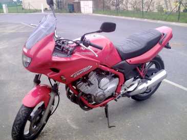 Фотоий: надувательство автомобили YAMAHA - XRJ DIVERSION