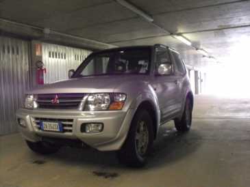 Фотоий: надувательство автомобили MITSUBISHI