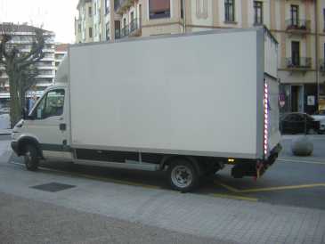 Фотоий: надувательство тележки и общие назначения IVECO - 35B12