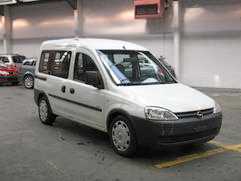 Фотоий: надувательство автомобили OPEL - Combo