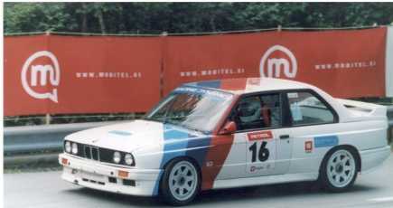Фотоий: надувательство автомобили BMW - M3