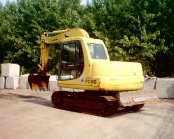 Фотоий: надувательство машины KOMATSU - PC 60