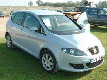 Фотоий: надувательство автомобили SEAT - Ibiza