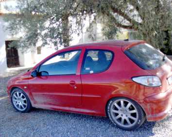 Фотоий: надувательство автомобили PEUGEOT - 206