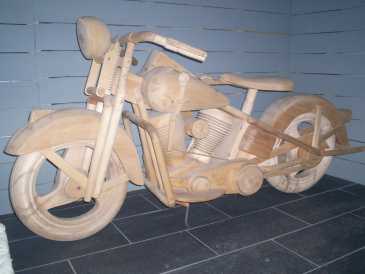 Фотоий: надувательство скульптуры древесина - SCULPTURE DE MOTO BOIS