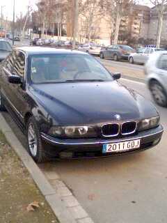 Фотоий: надувательство автомобили BMW - Série 5