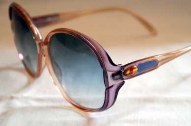 Фотоий: надувательство вспомогательное оборудование женщины - OCCHIALI LUNETTES GLASSES BRILLE LENTES SAFILO 318
