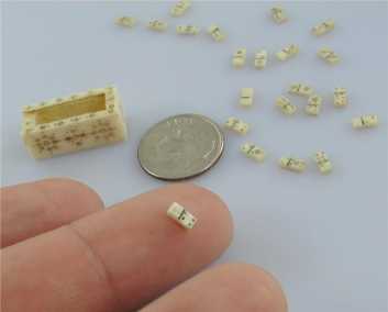 Фотоий: надувательство другие предметы искусствоа DOMINO EN MINIATURA