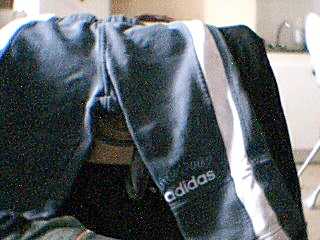 Фотоий: надувательство одежда дети - ADIDAS, AUTRE SANS MARQUE - PANTALON , VESTE , MAILLOT