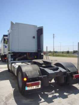 Фотоий: надувательство тележки и общие назначения RENAULT - AE470