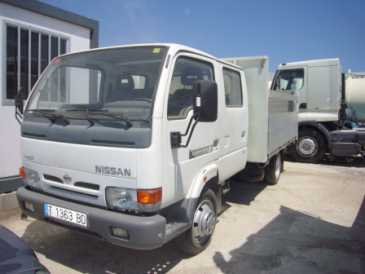 Фотоий: надувательство тележки и общие назначения NISSAN - NISSAN DOBLE CABINA MAS PUERTA ELEVADORA