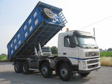 Фотоий: надувательство тележки и общие назначения VOLVO - FM 12 460