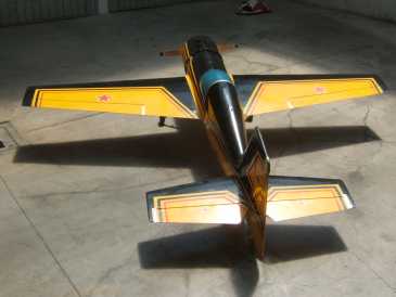 Фотоий: надувательство плоскости AEREO RC YAK - 54