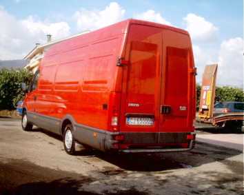 Фотоий: надувательство автомобили IVECO - DAILY 35 S 15