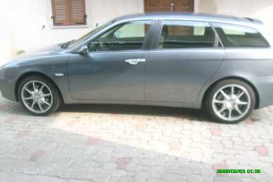 Фотоий: надувательство автомобили ALFA ROMEO - 156