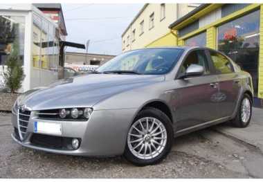 Фотоий: надувательство автомобили ALFA ROMEO - 159