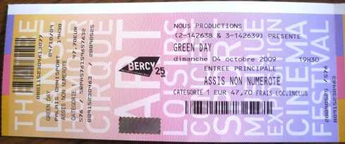 Фотоий: надувательство билеты согласия GREEN DAY A BERCI - PARIS