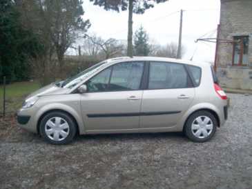 Фотоий: надувательство автомобили RENAULT - Scenic