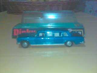 Фотоий: надувательство автомобили DINKY TOYS - MERCEDES BENZ 600