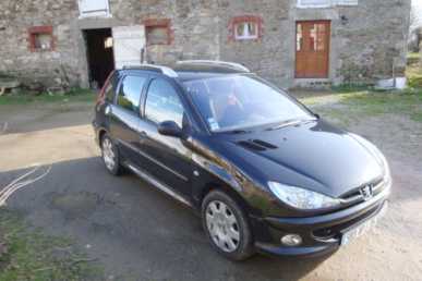 Фотоий: надувательство автомобили PEUGEOT - 206