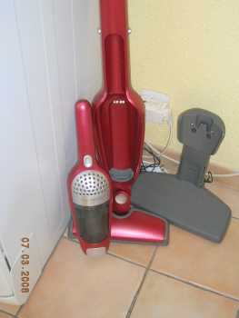 Фотоий: надувательство мебель ELECTROLUX - ASPIRATEUR EGORAPIDO CYCLONIC 2 EN 1