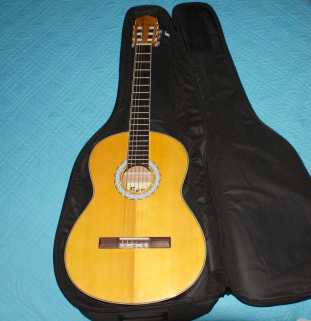 Фотоий: надувательство гитары и другие аппаратуры шнура RONDA GUITARRAS - C 371