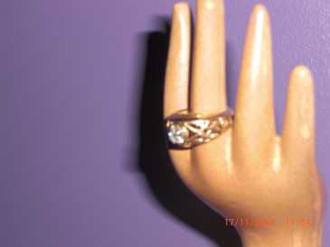 Фотоий: надувательство Jewels женщины