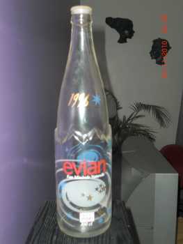 Фотоий: надувательство другие предметы BOUTEILLE DE COLLECTION EVIAN 1996