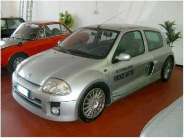 Фотоий: надувательство автомобили RENAULT - Clio