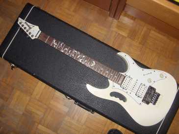 Фотоий: надувательство гитары и другие аппаратуры шнура IBANEZ - STEVE VAI JEM 555