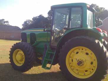 Фотоий: надувательство автомобили JOHN DEERE 7320